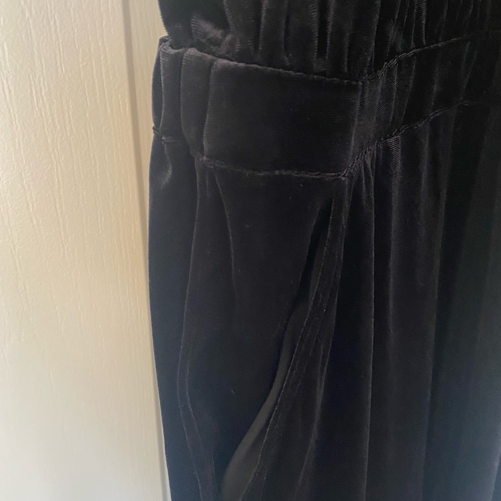 A New Day Black Velvet Halter Wide-Leg Jumpsuit Women’s Medium (New with Tags) - Picture 5 of 6